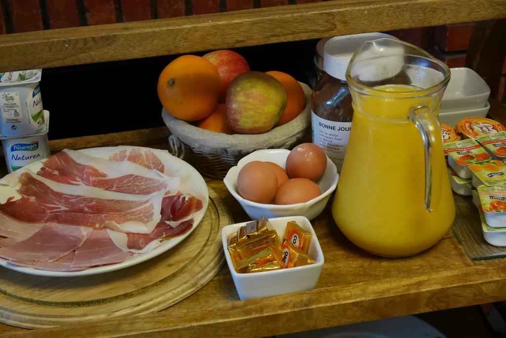 Auberge Le Rabelais Malay-le-Petit Ngoại thất bức ảnh