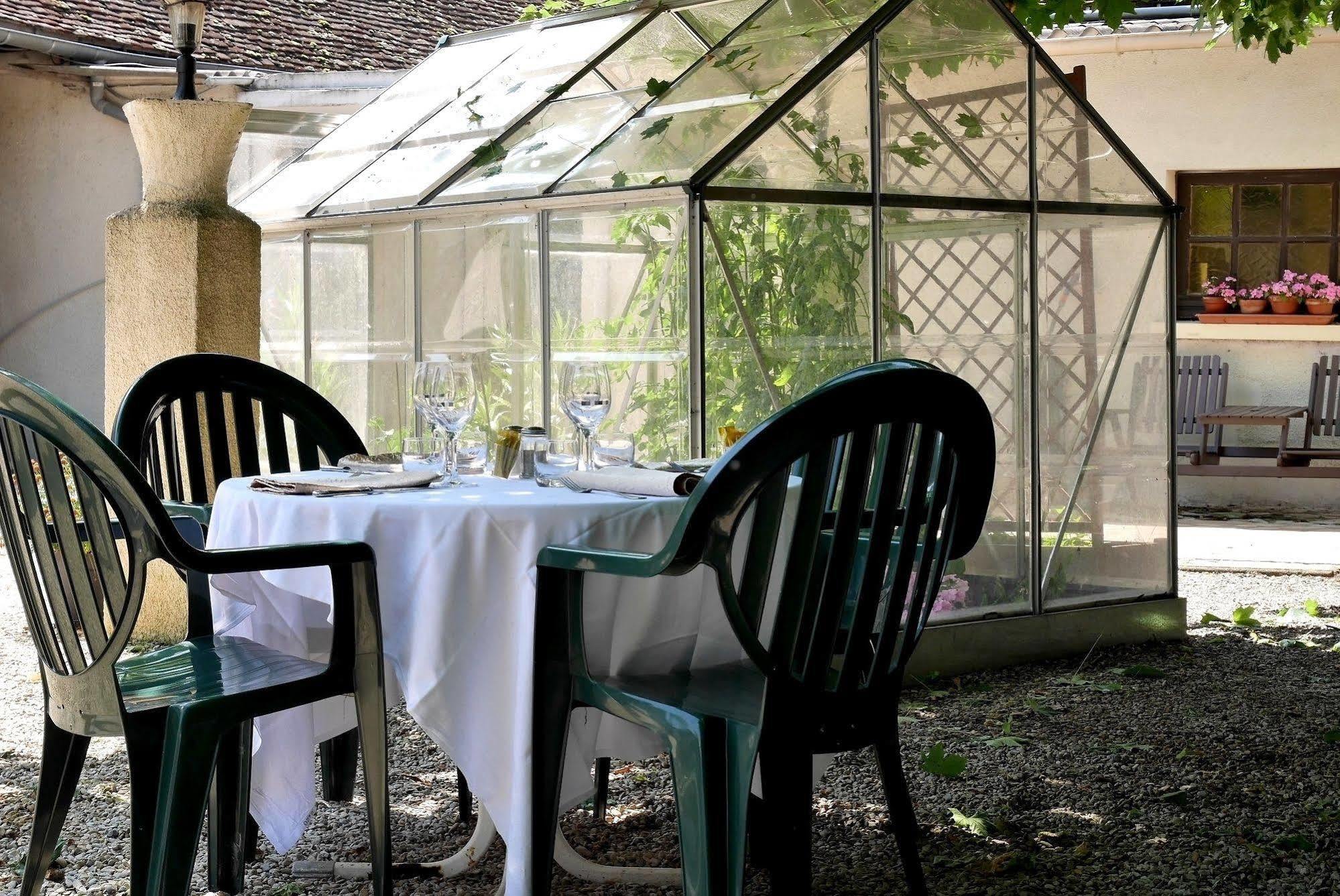 Auberge Le Rabelais Malay-le-Petit Ngoại thất bức ảnh