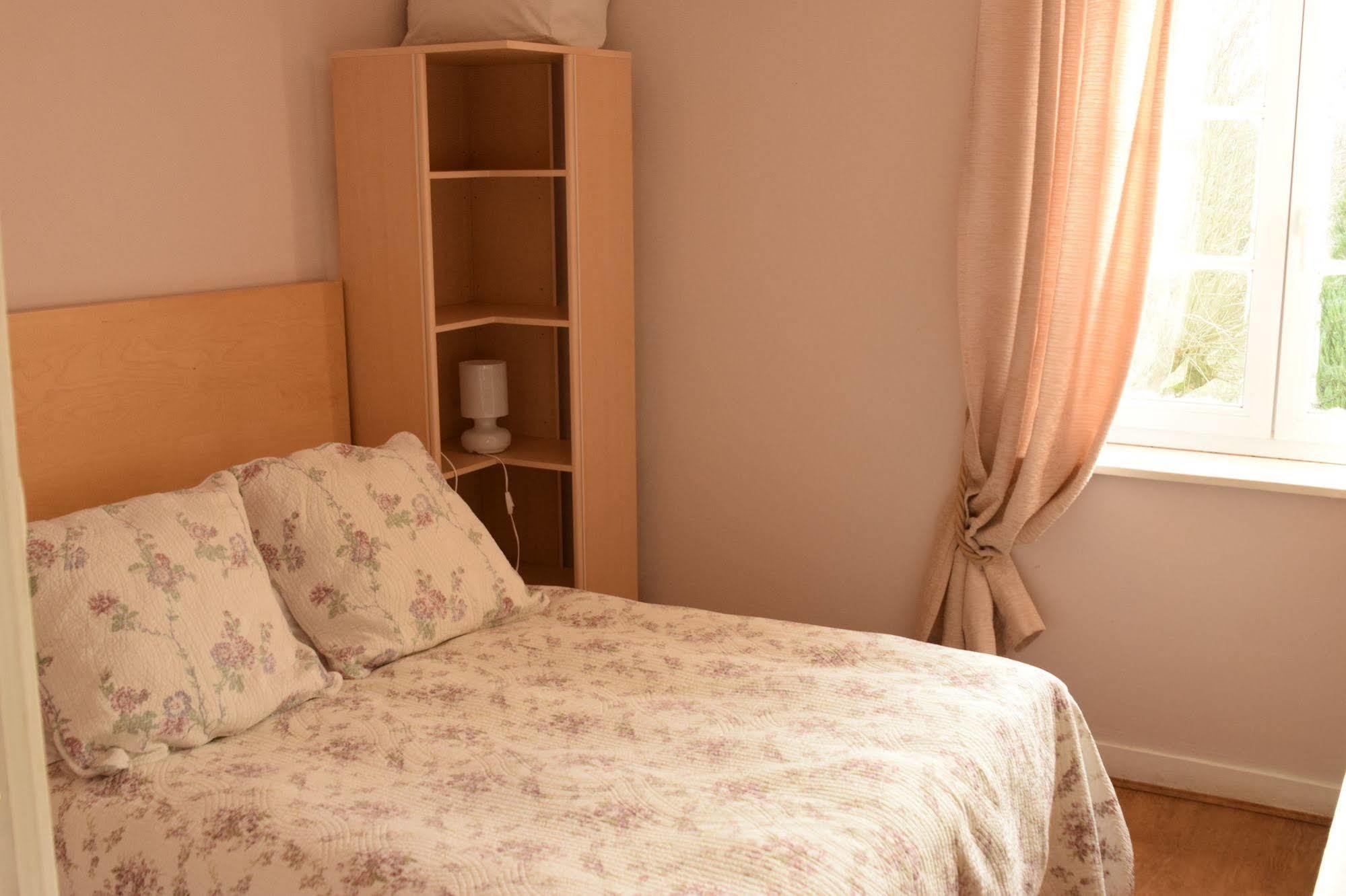 Auberge Le Rabelais Malay-le-Petit Ngoại thất bức ảnh
