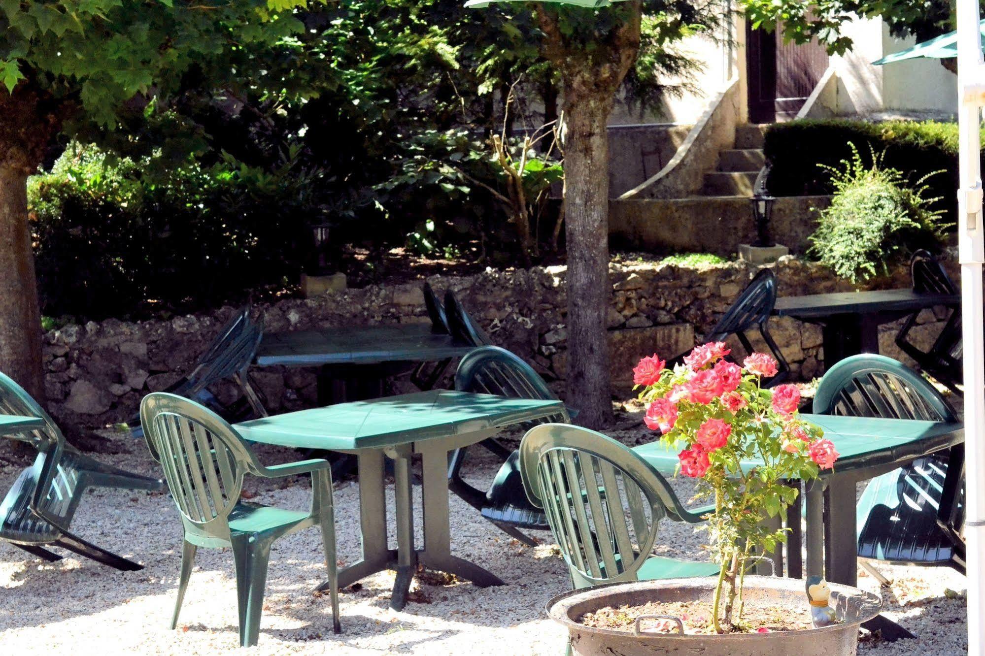 Auberge Le Rabelais Malay-le-Petit Ngoại thất bức ảnh